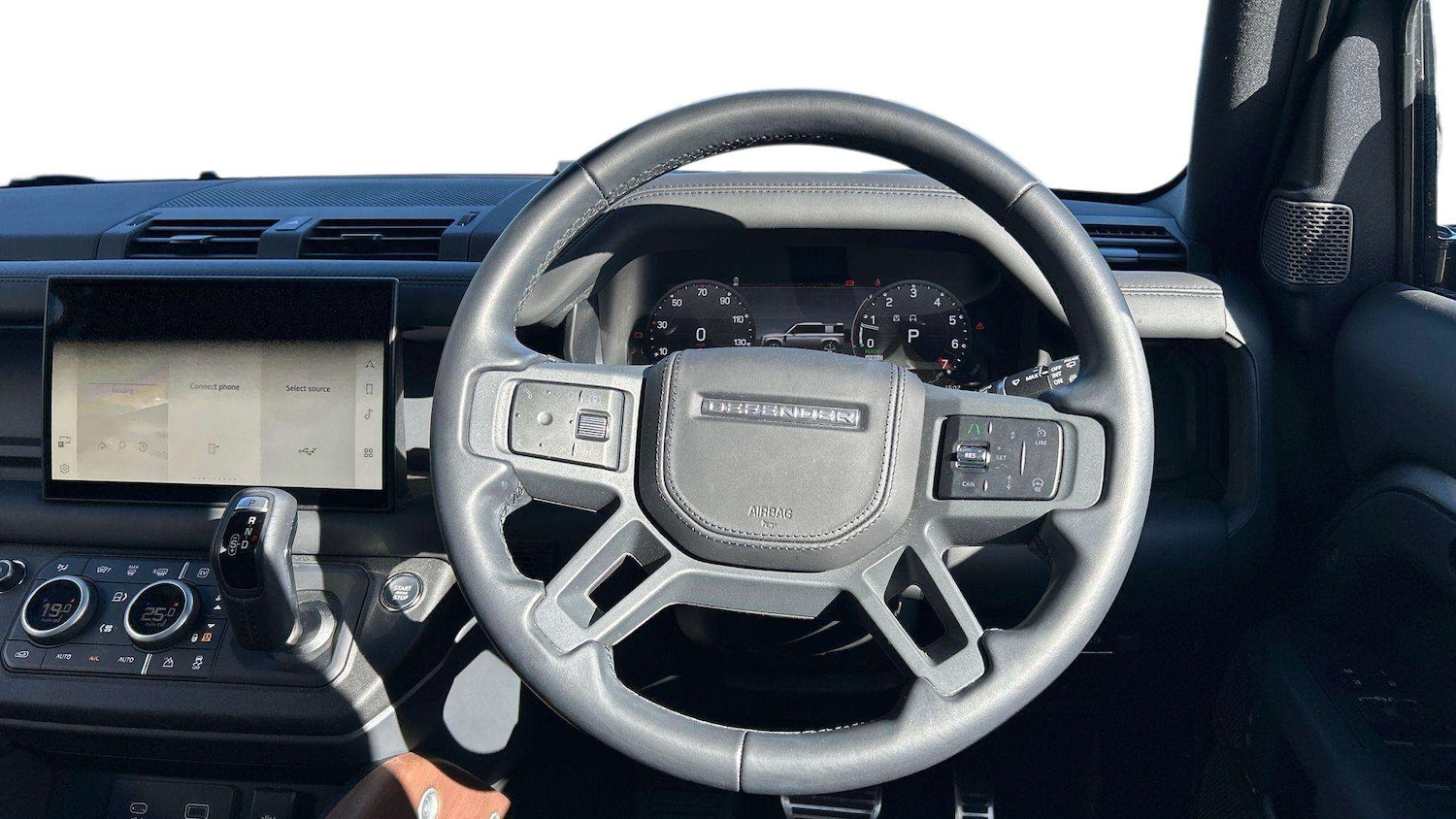 Used Land Rover Defender 2024 for sale - 76460362: Photo 15