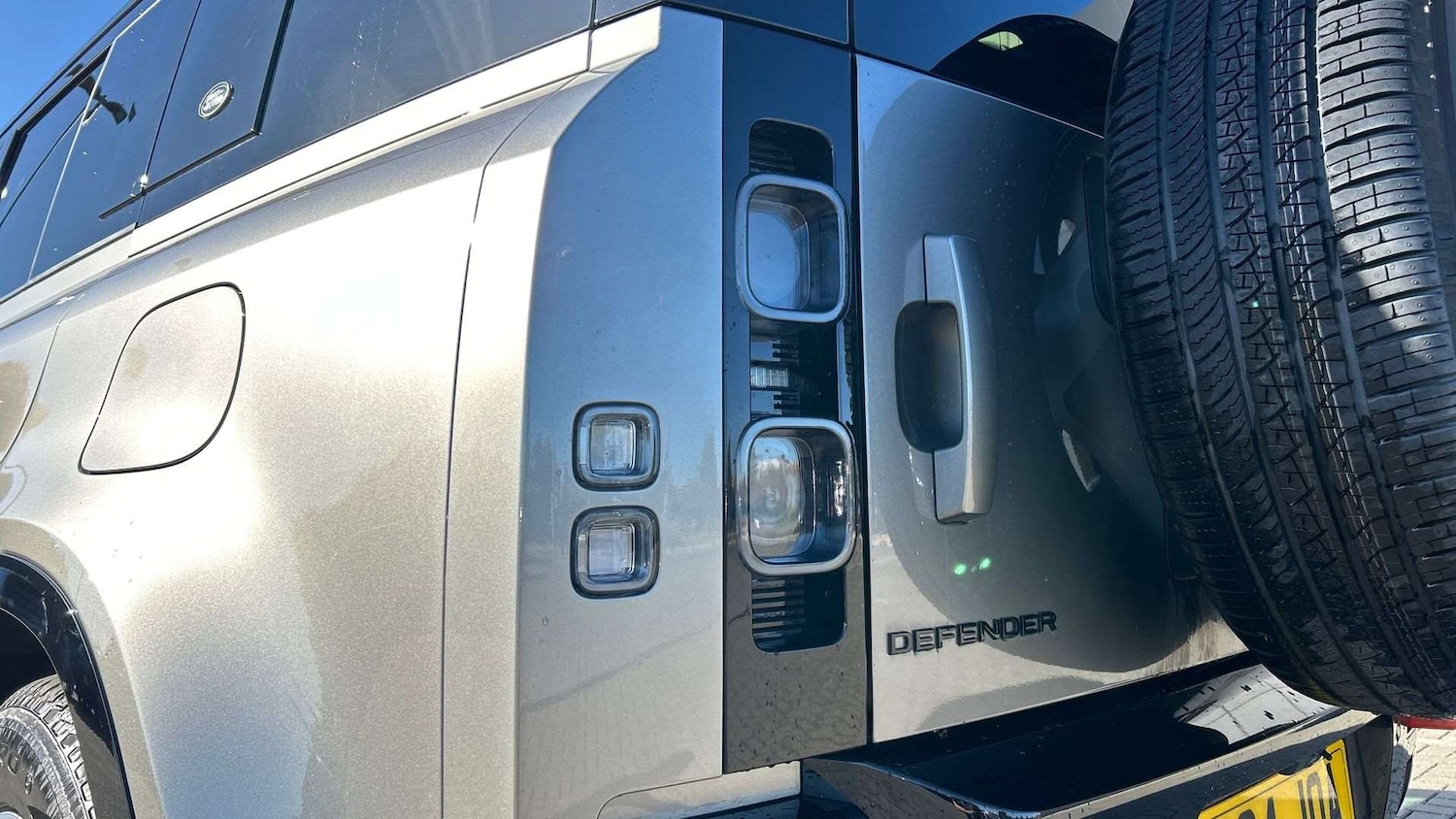 Used Land Rover Defender 2024 for sale - 76460362: Photo 19