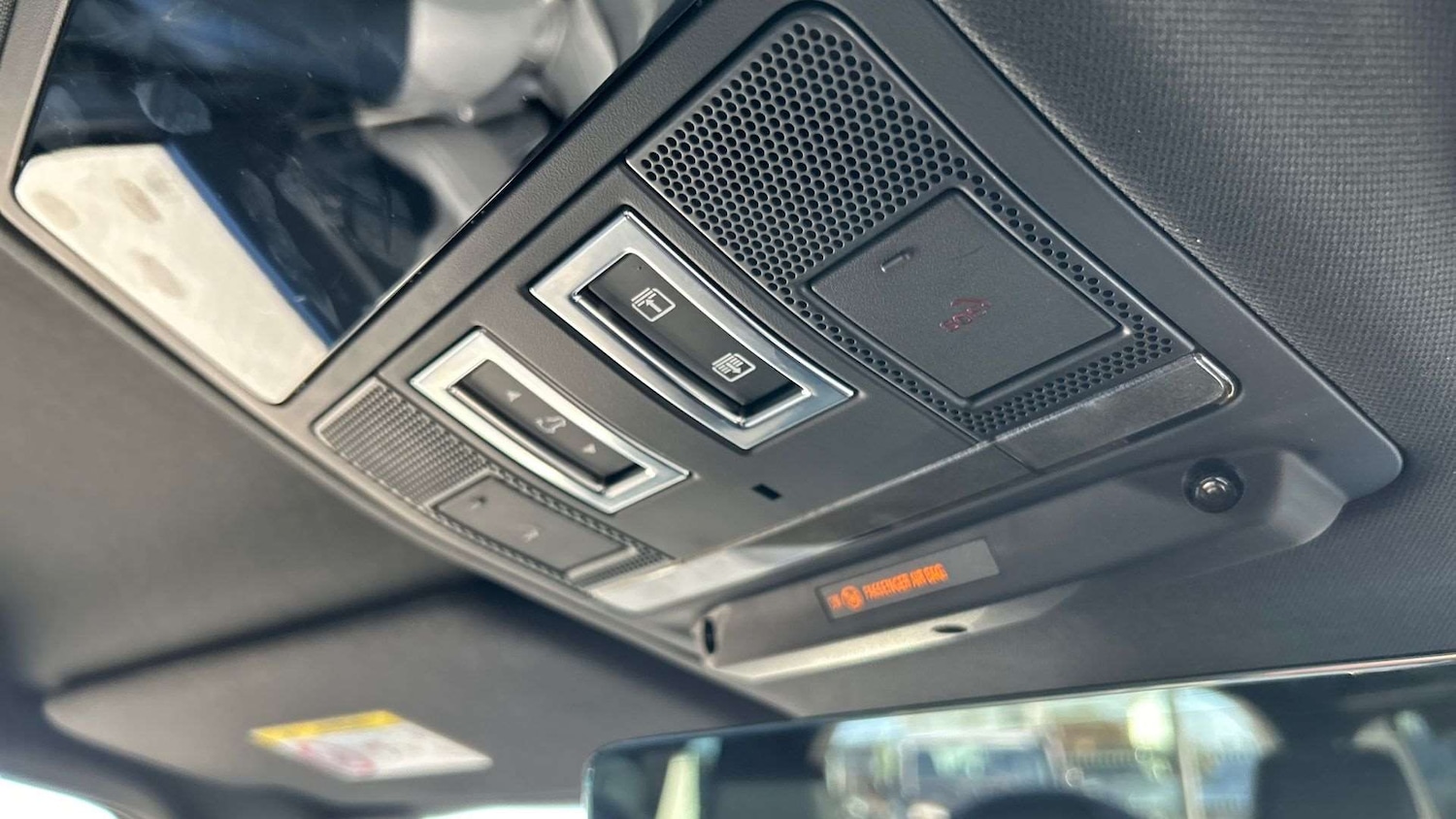 Used Land Rover Defender 2024 for sale - 76460362: Photo 23