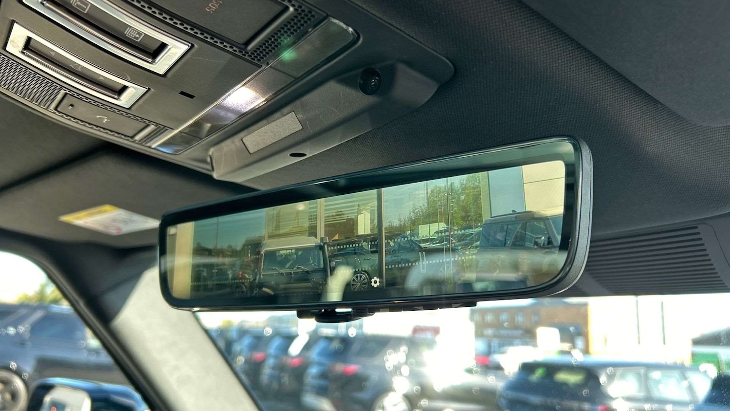 Used Land Rover Defender 2024 for sale - 76460362: Photo 27