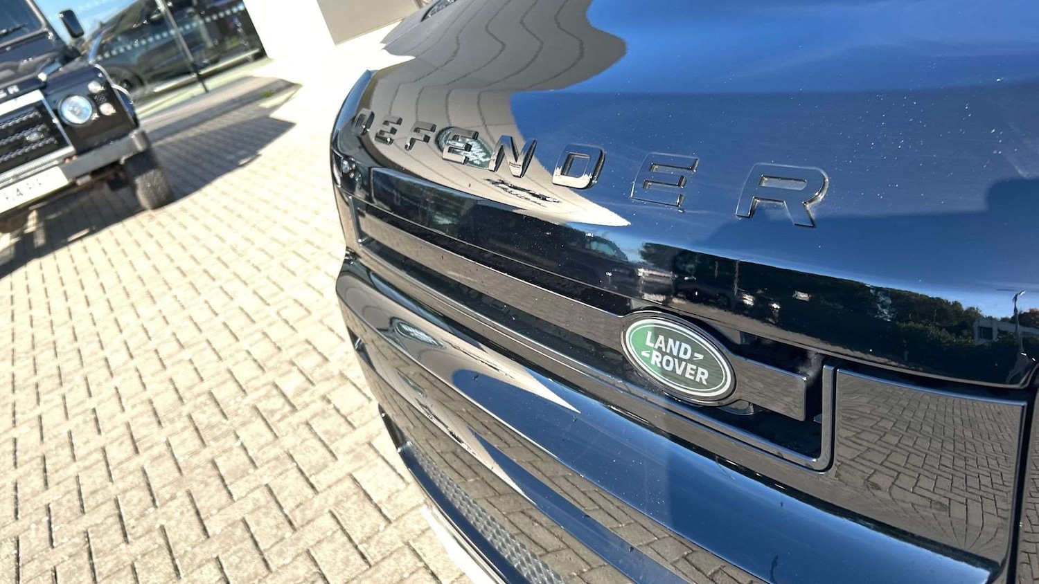 Used Land Rover Defender 2024 for sale - 76460362: Photo 29