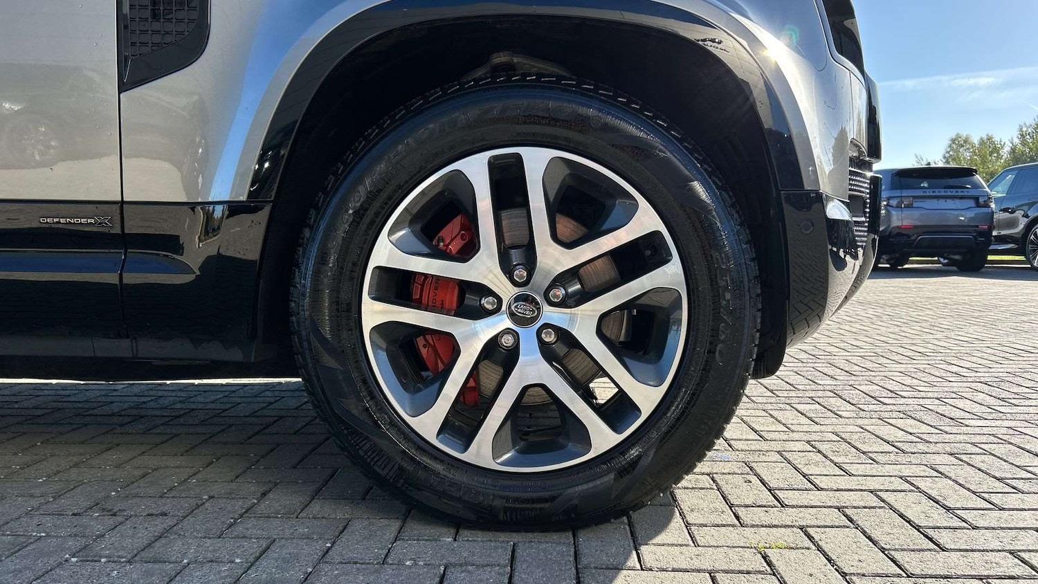 Used Land Rover Defender 2024 for sale - 76460362: Photo 8