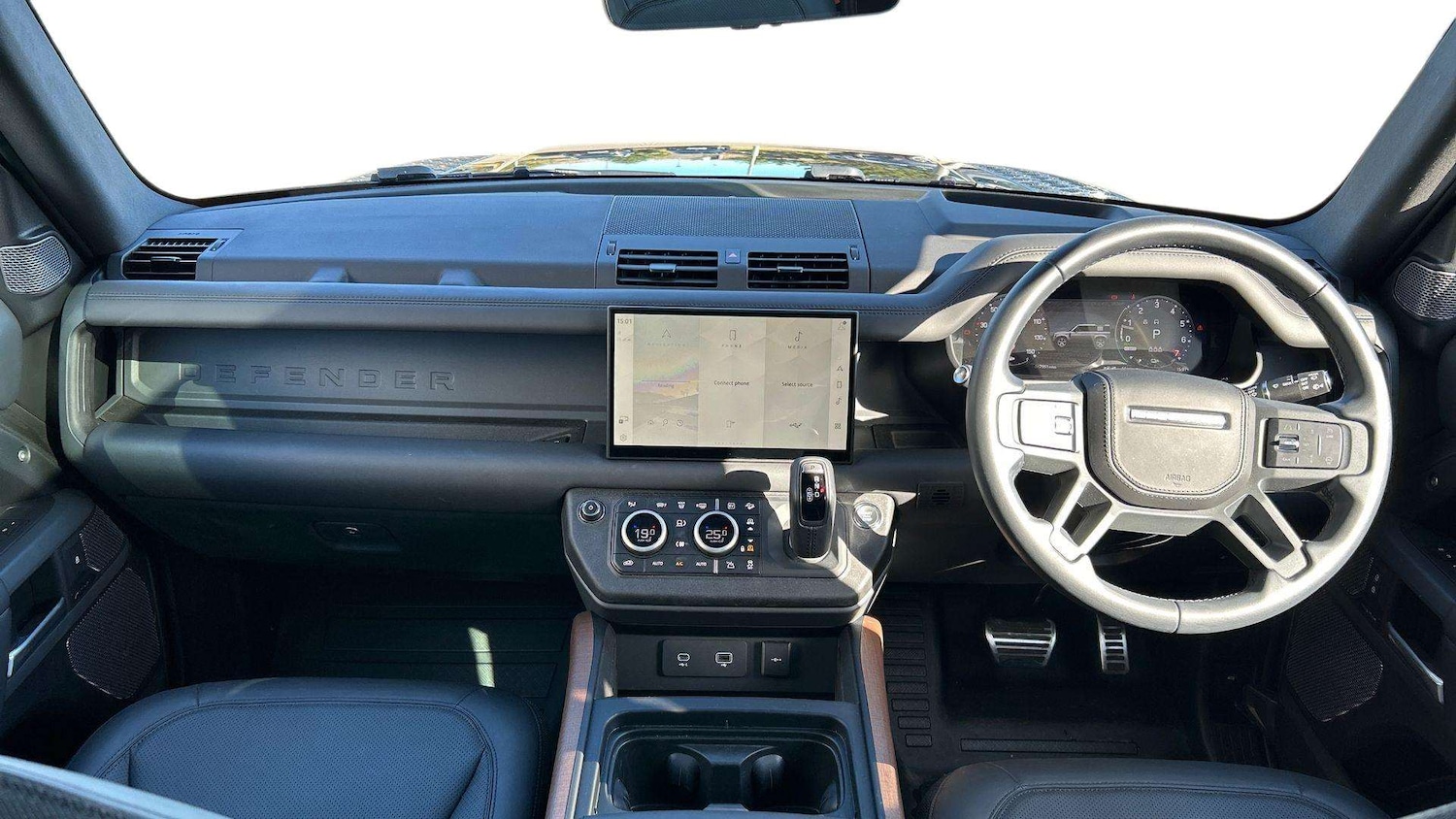 Used Land Rover Defender 2024 for sale - 76460362: Photo 9