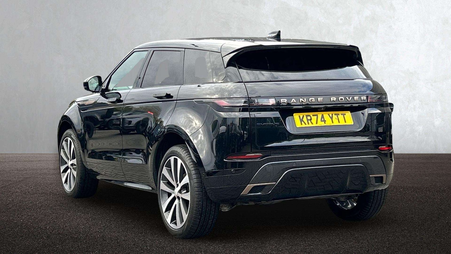 Used Land Rover Range Rover Evoque 2024 for sale - 76488191: Photo 2