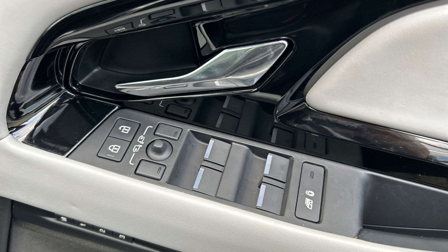 Used Land Rover Range Rover Evoque 2024 for sale - 76488191: Photo 25