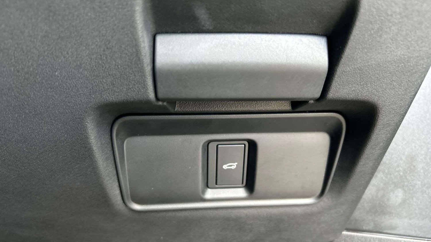 Used Land Rover Range Rover Evoque 2024 for sale - 76488191: Photo 33