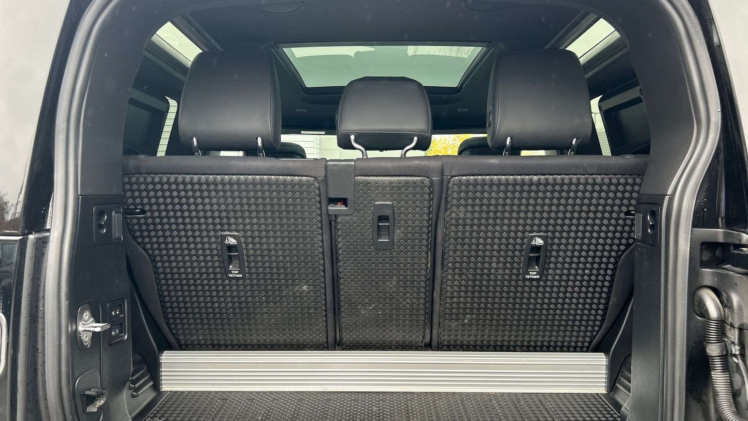 Used Land Rover Defender for sale - 76460087: Photo 10