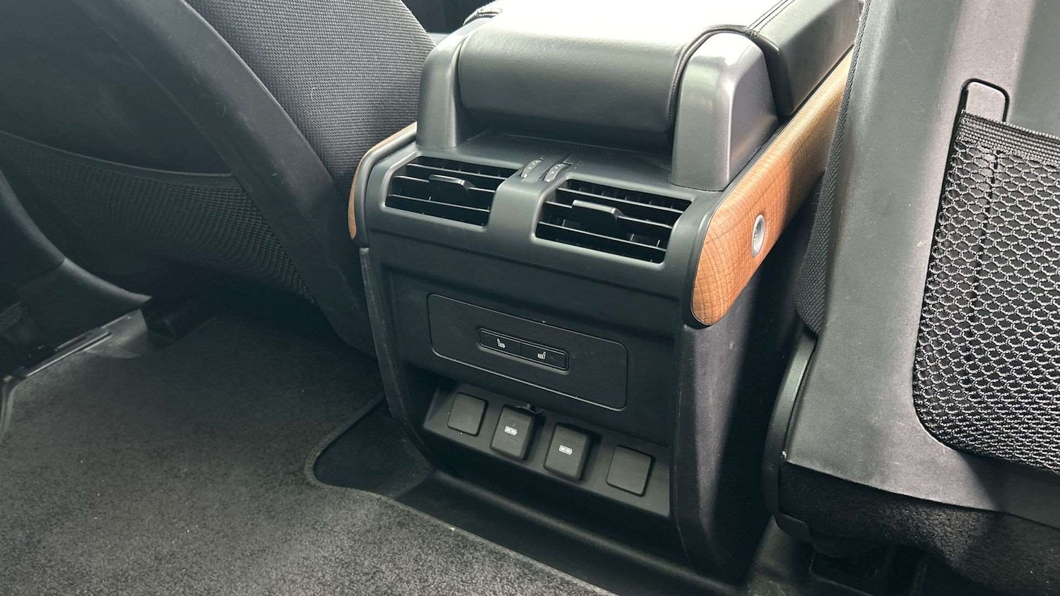 Used Land Rover Defender for sale - 76460087: Photo 18