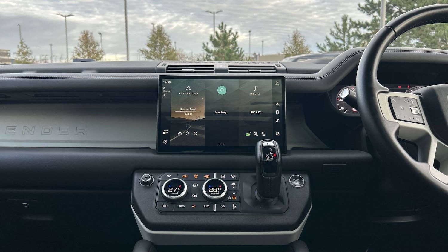 Used Land Rover Defender 2024 for sale - 76475922: Photo 14