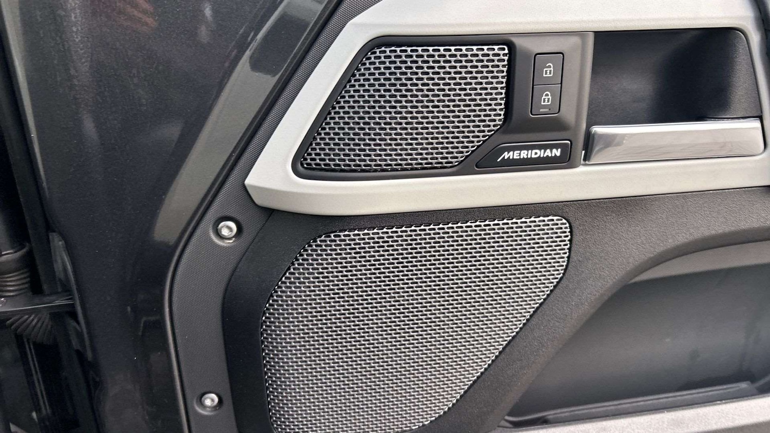 Used Land Rover Defender 2024 for sale - 76475922: Photo 24