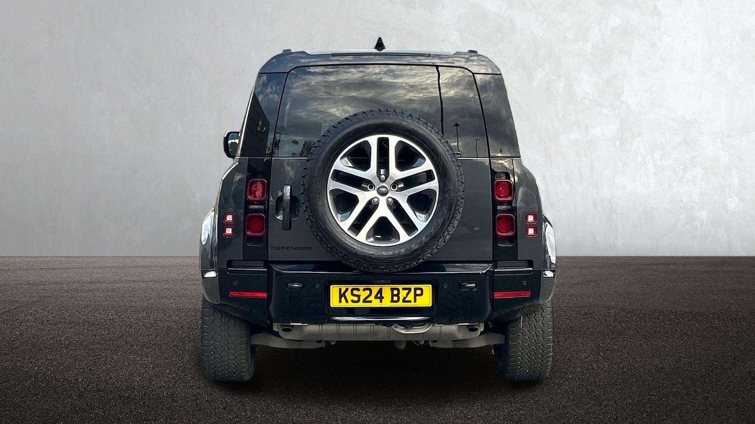 Used Land Rover Defender 2024 for sale - 76475922: Photo 6