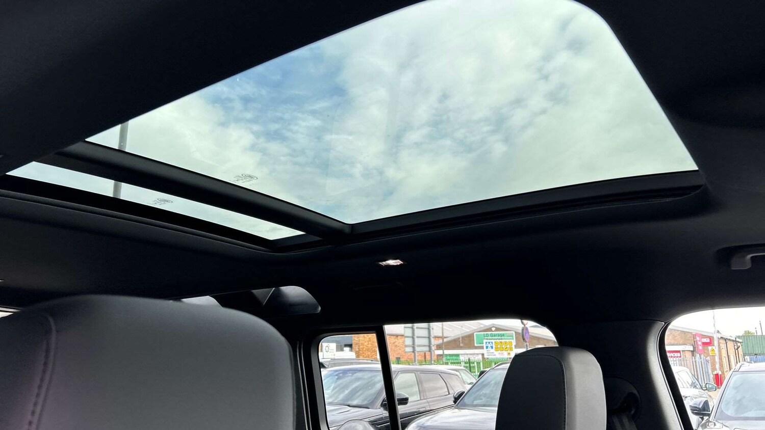 Used Land Rover Defender 2025 for sale - 77577267: Photo 21