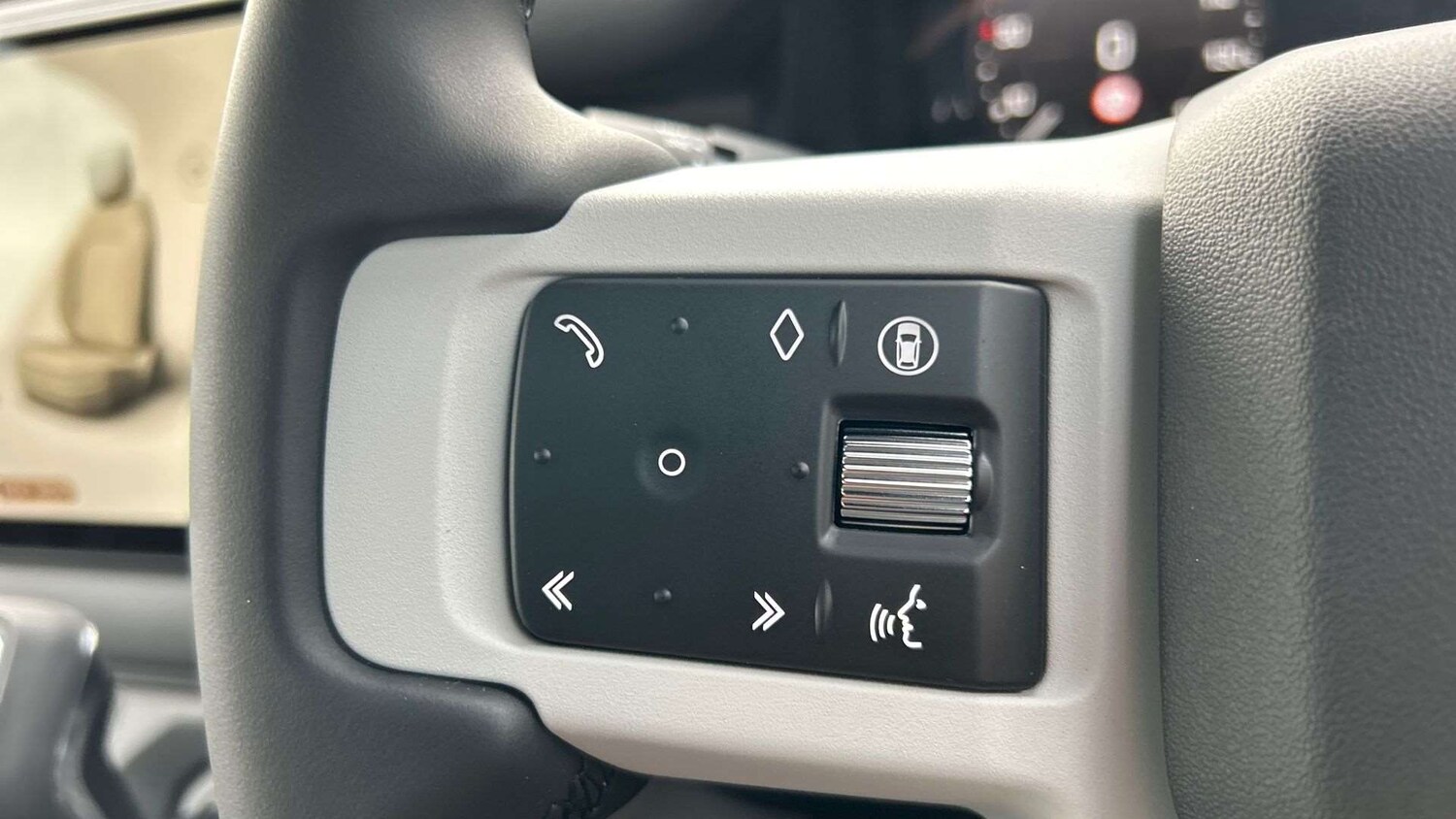 Used Land Rover Defender 2025 for sale - 77577267: Photo 34