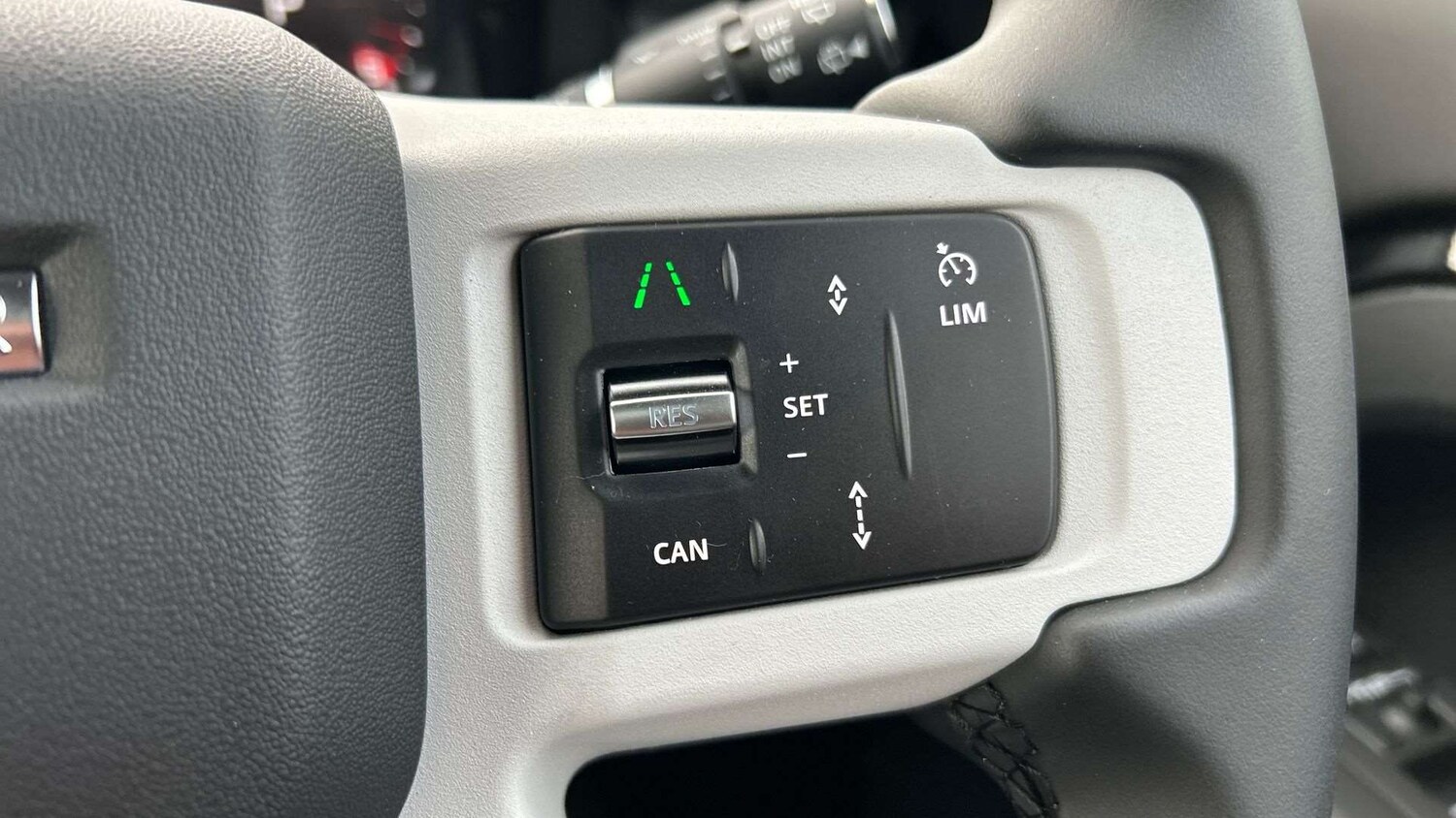 Used Land Rover Defender 2025 for sale - 77577267: Photo 35