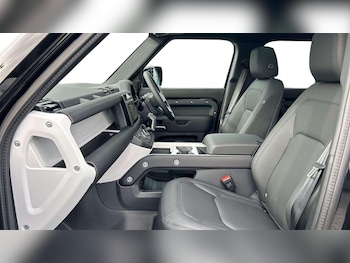Used Land Rover Defender 2025 for sale - 77577267: Photo