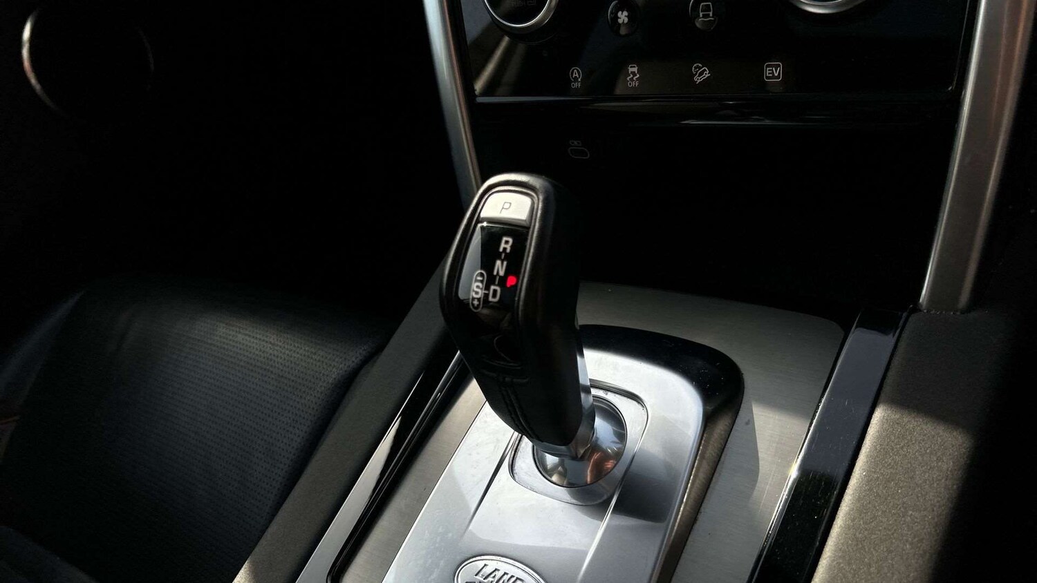 Used Land Rover Discovery Sport 2022 for sale - 77674657: Photo 13