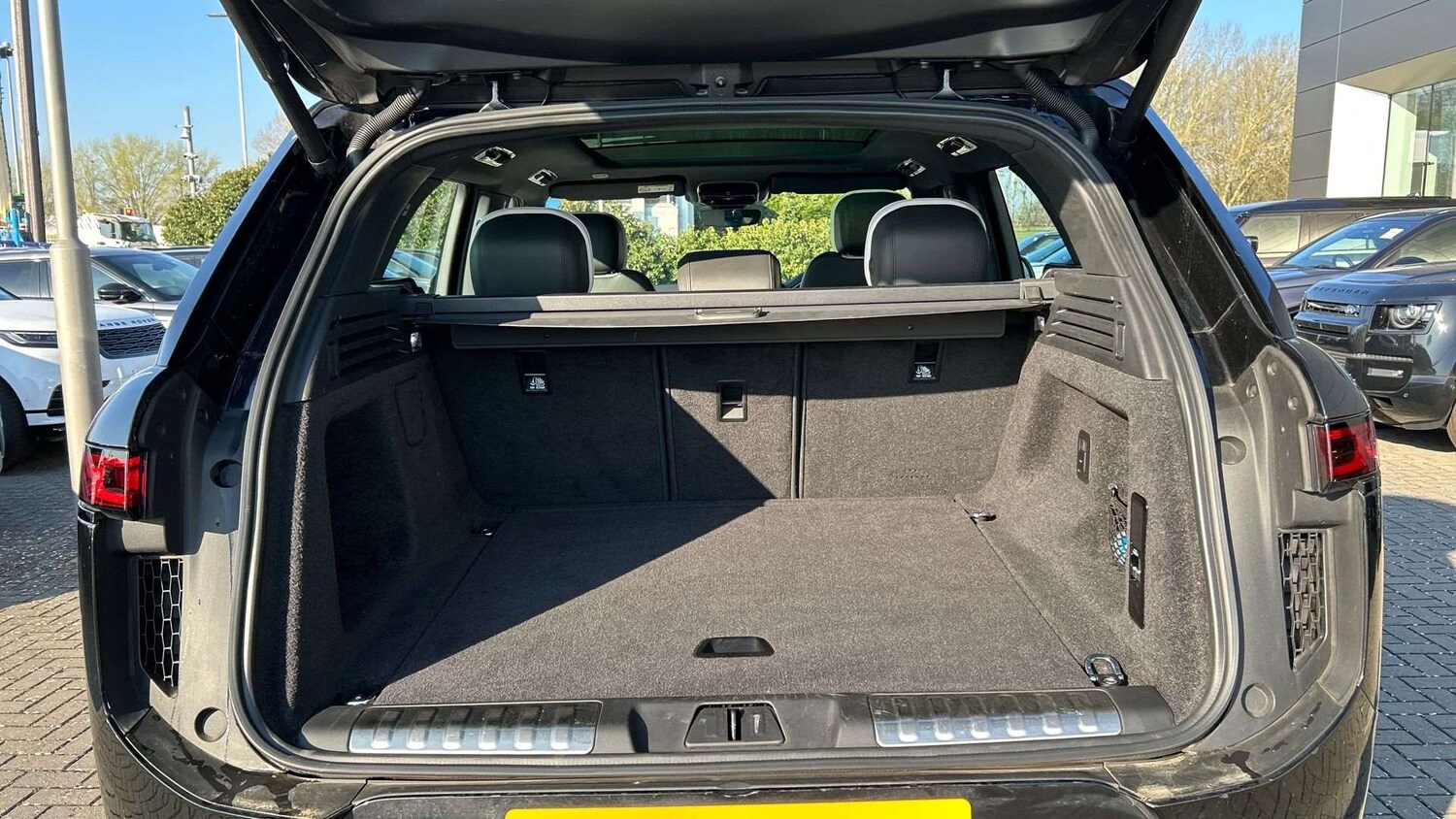 Used Land Rover Range Rover Sport 2023 for sale - 77960950: Photo 10