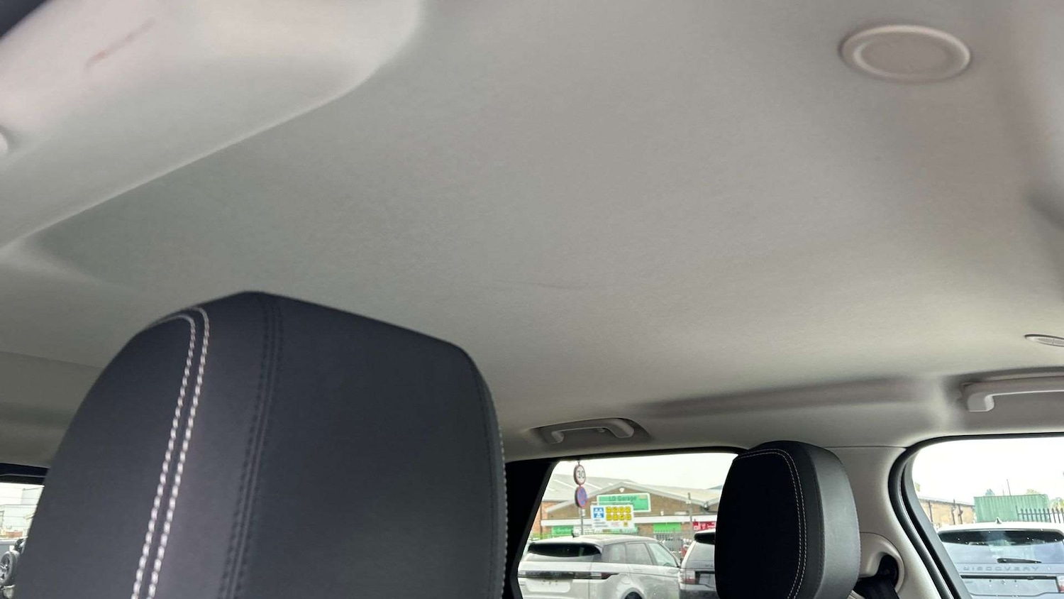 Used Land Rover Discovery 2023 for sale - 76460168: Photo 21