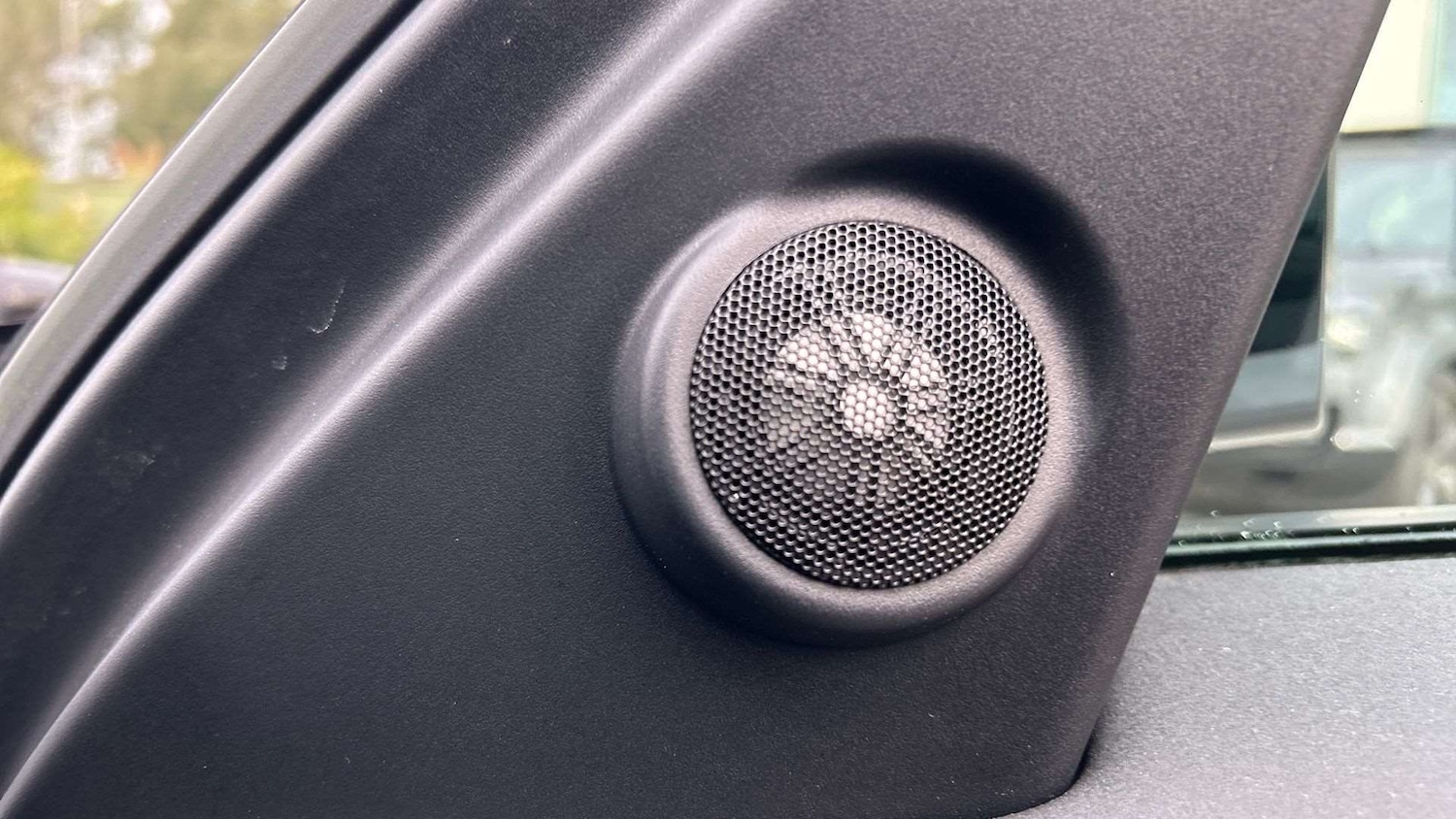 Used Land Rover Discovery 2023 for sale - 76460168: Photo 24