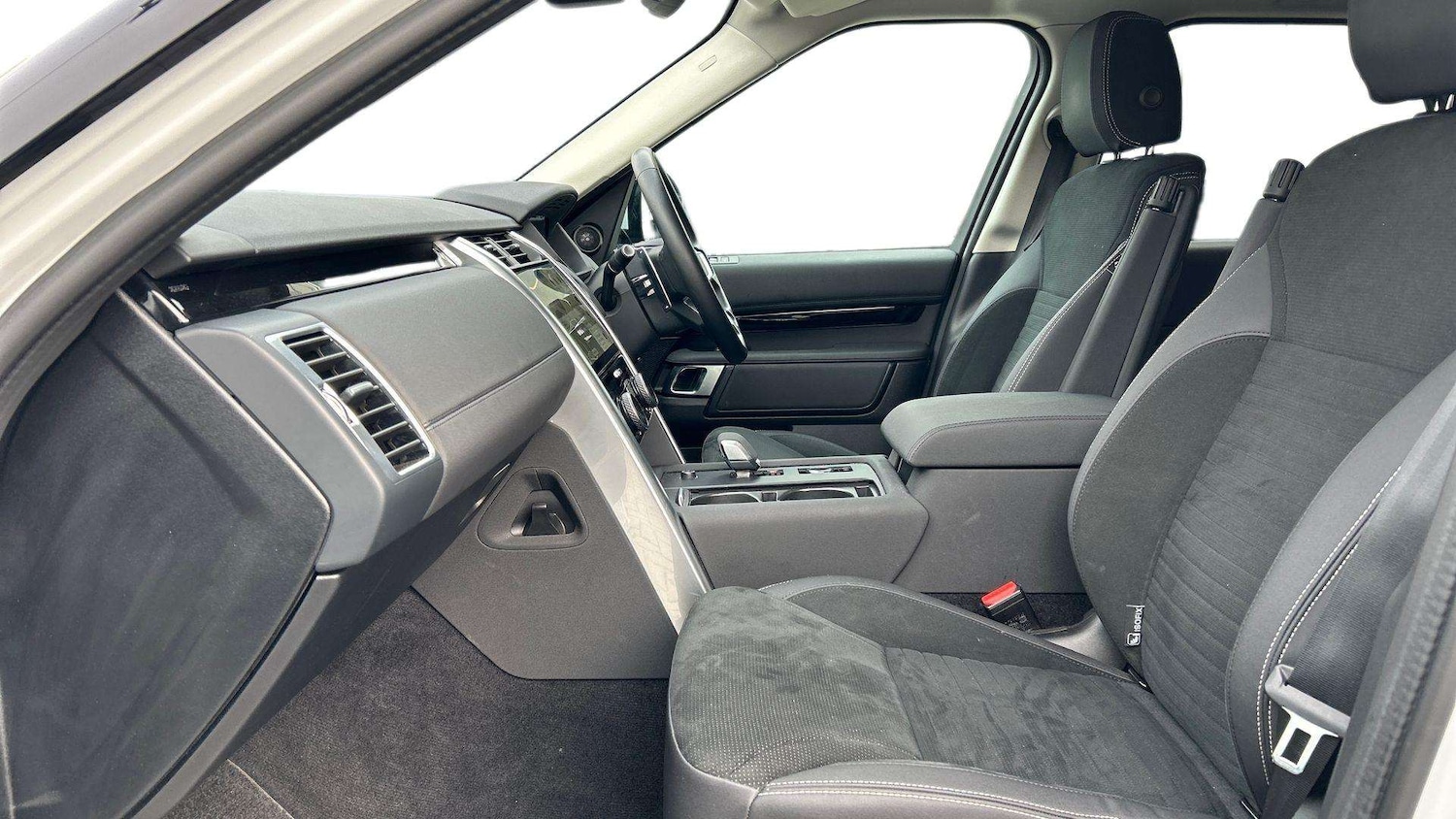 Used Land Rover Discovery 2023 for sale - 76460168: Photo 3