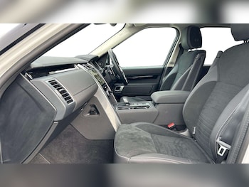 Used Land Rover Discovery 2023 for sale - 76460168: Photo