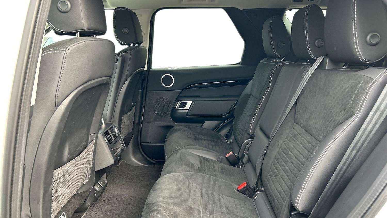 Used Land Rover Discovery 2023 for sale - 76460168: Photo 4