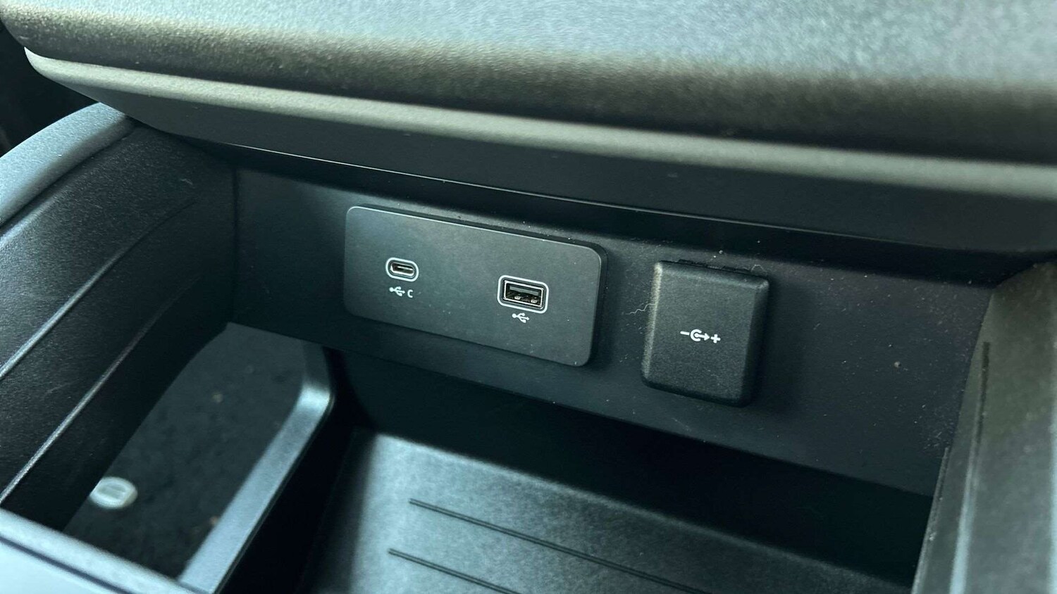 Used Land Rover Defender 2022 for sale - 77361281: Photo 34