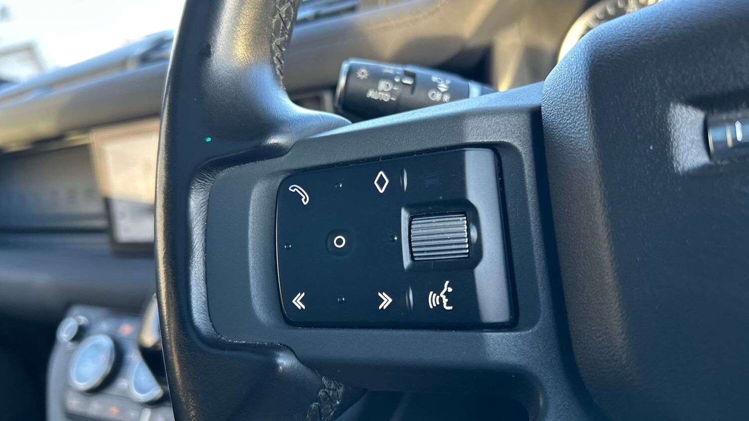 Used Land Rover Defender 2022 for sale - 77361281: Photo 35