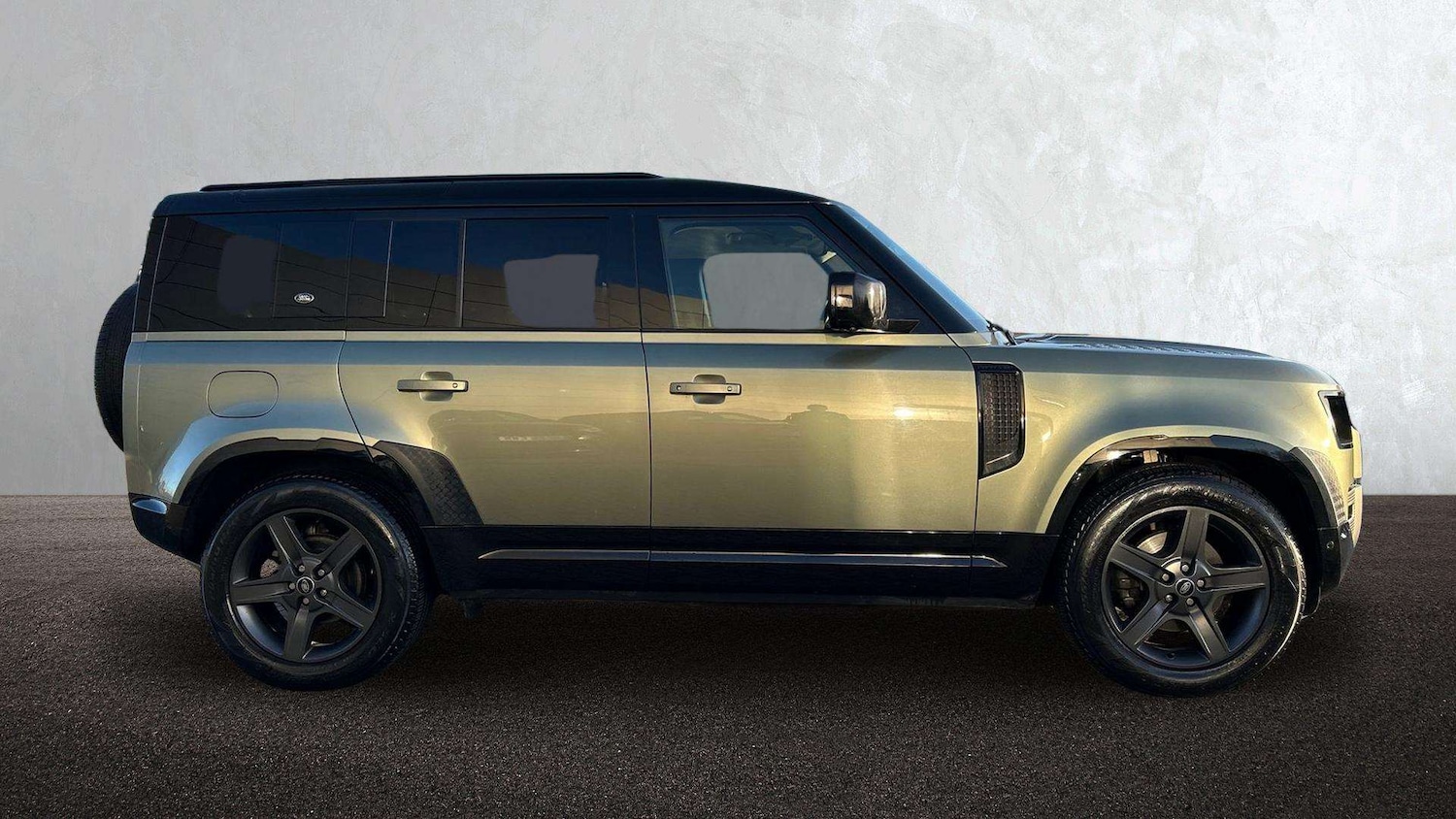 Used Land Rover Defender 2022 for sale - 77361281: Photo 5