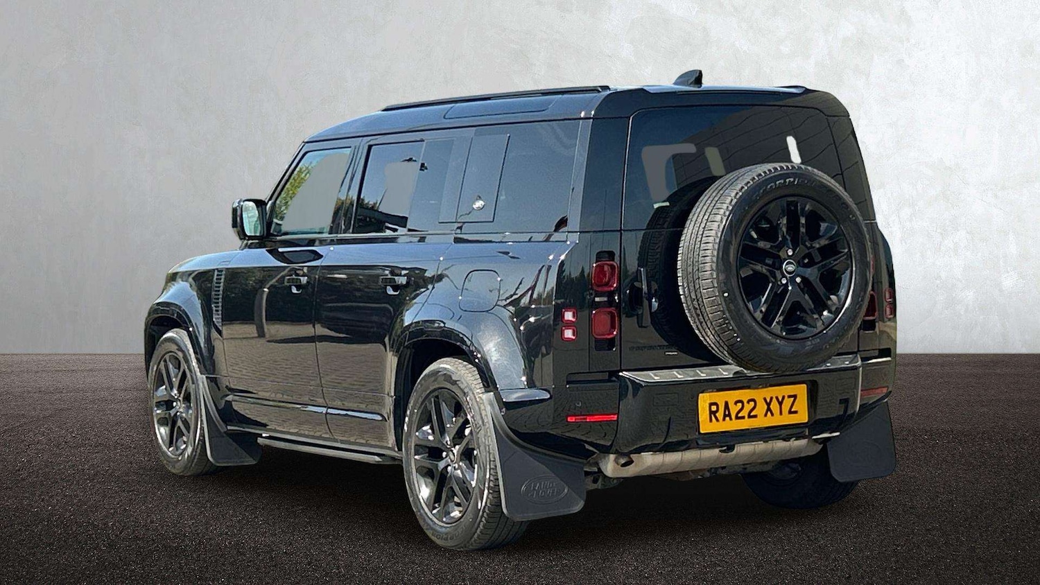 Used Land Rover Defender 2022 for sale - 78173957: Photo 2