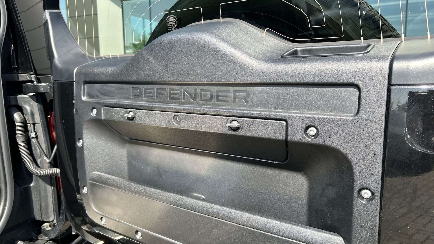 Used Land Rover Defender 2022 for sale - 78173957: Photo 32