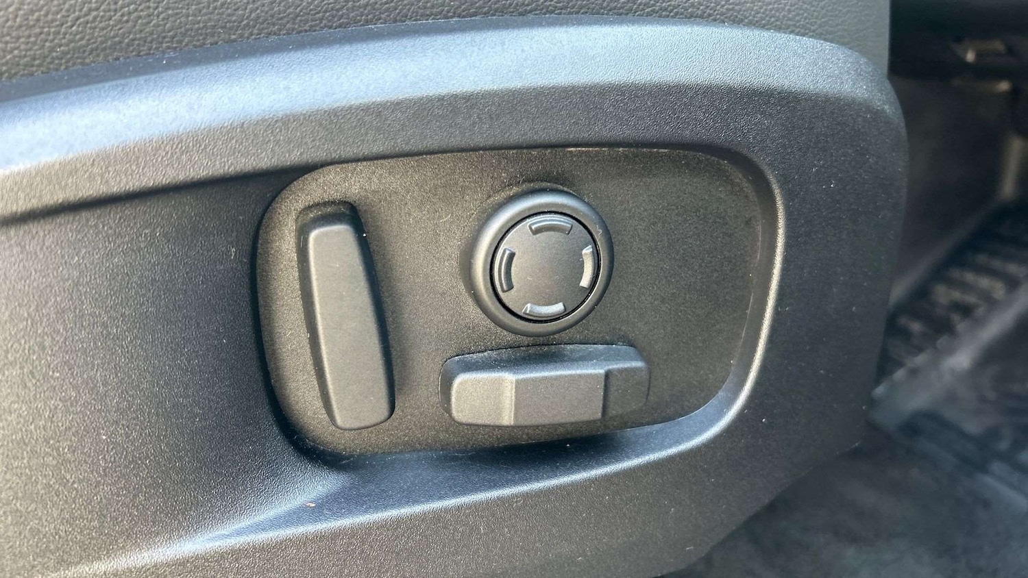 Used Land Rover Defender 2022 for sale - 78173957: Photo 33