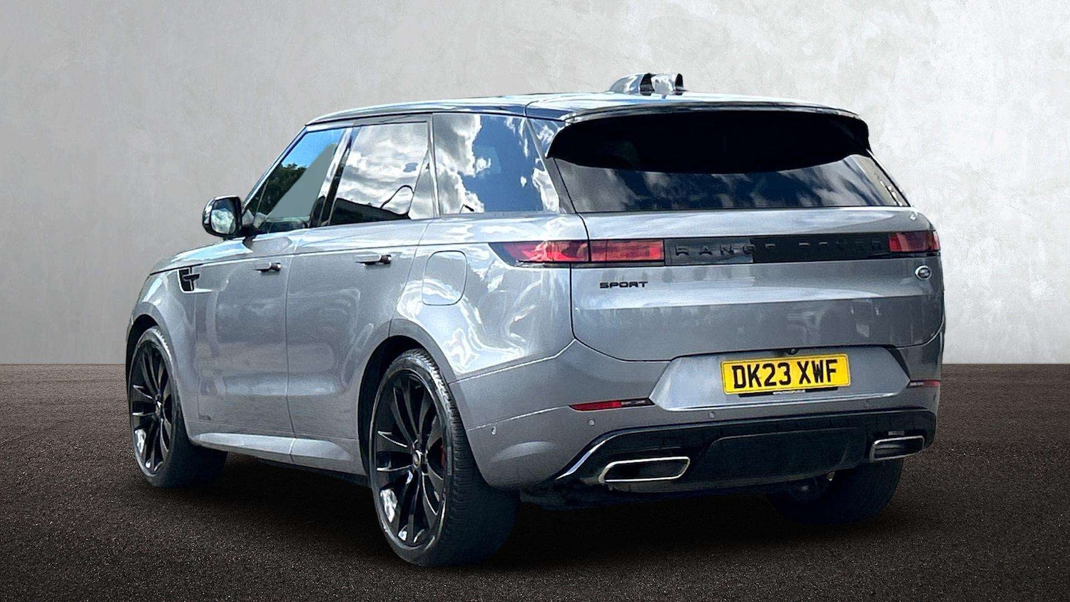 Used Land Rover Range Rover Sport 2023 for sale - 76460564: Photo 2