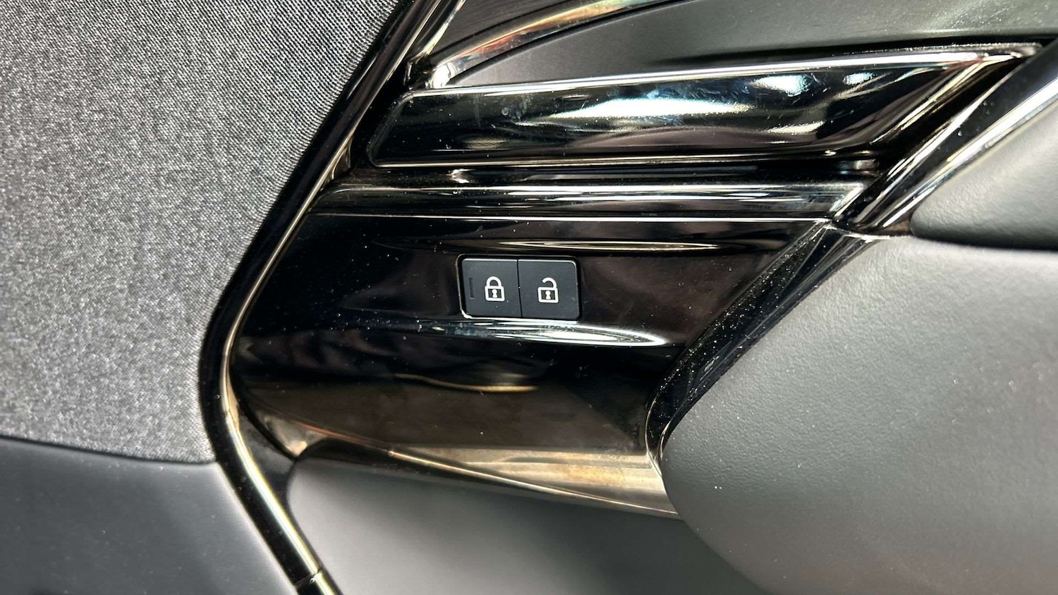 Used Land Rover Range Rover Sport 2023 for sale - 76460564: Photo 32