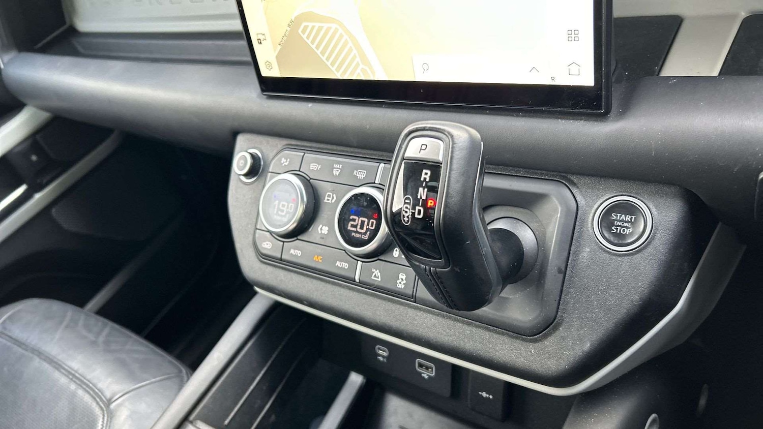 Used Land Rover Defender for sale - 76705110: Photo 13