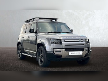 Used Land Rover Defender 2021 for sale - 76705110: Photo