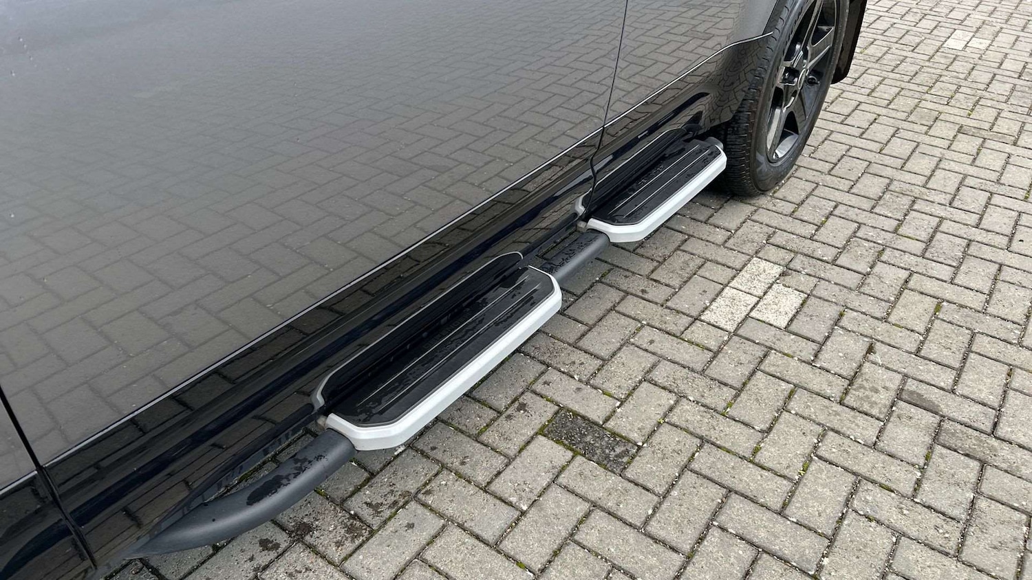 Used Land Rover Defender for sale - 76705110: Photo 32