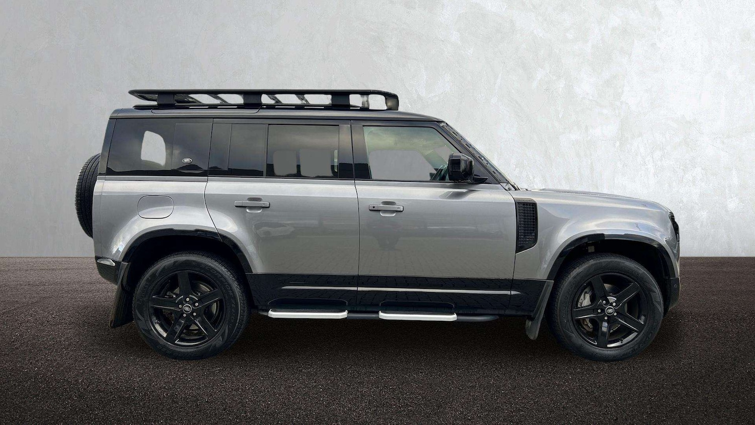 Used Land Rover Defender for sale - 76705110: Photo 5