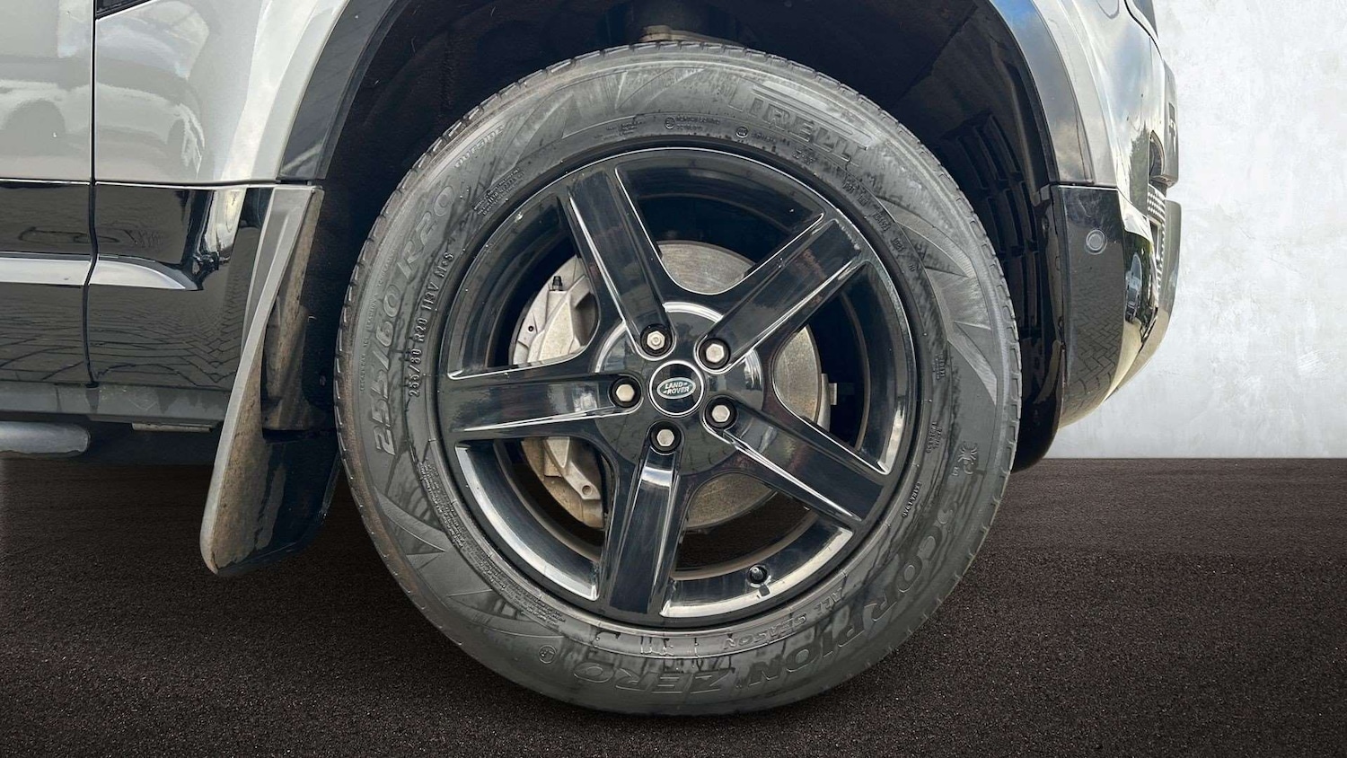 Used Land Rover Defender for sale - 76705110: Photo 8