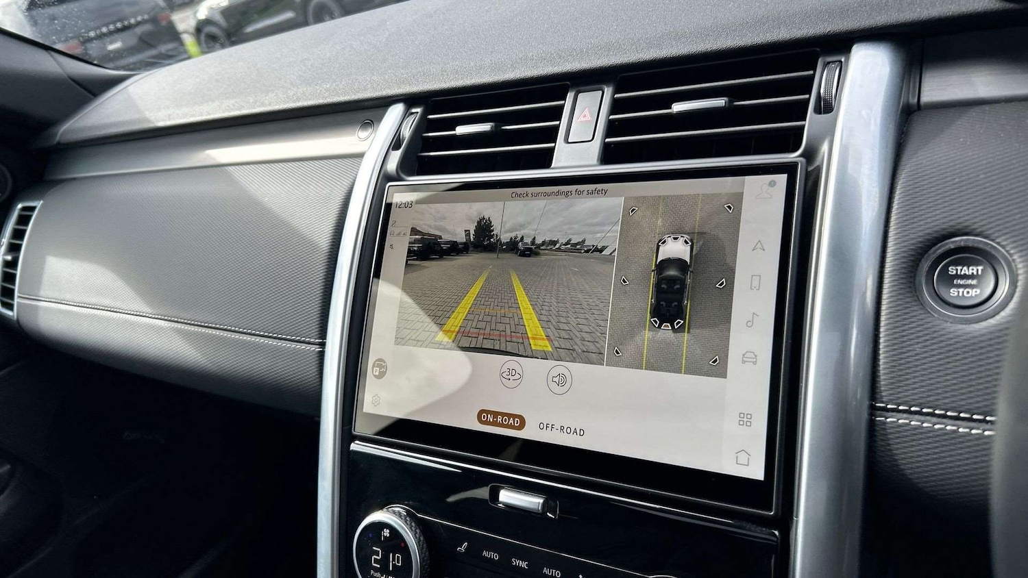 Used Land Rover Discovery 2024 for sale - 76460571: Photo 12