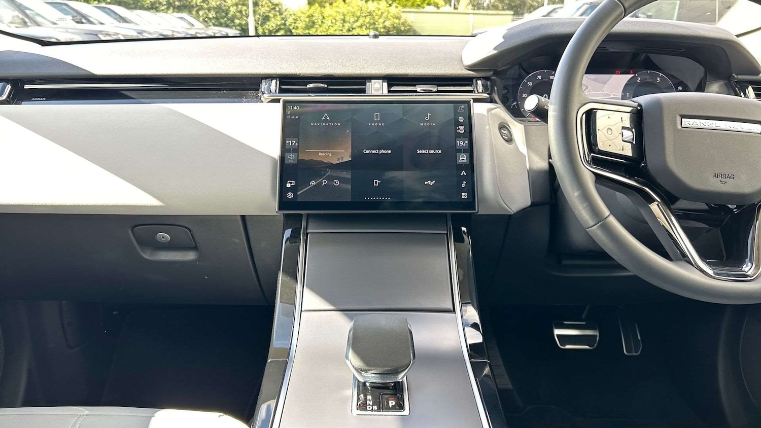 Used Land Rover Range Rover Velar 2025 for sale - 76460406: Photo 14