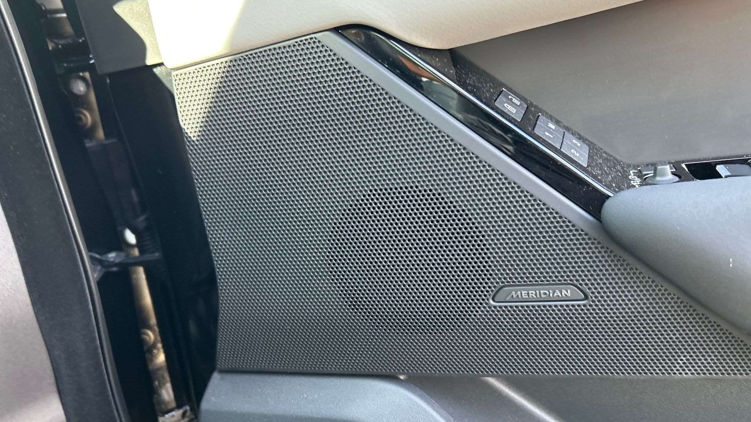 Used Land Rover Range Rover Velar 2025 for sale - 76460406: Photo 24