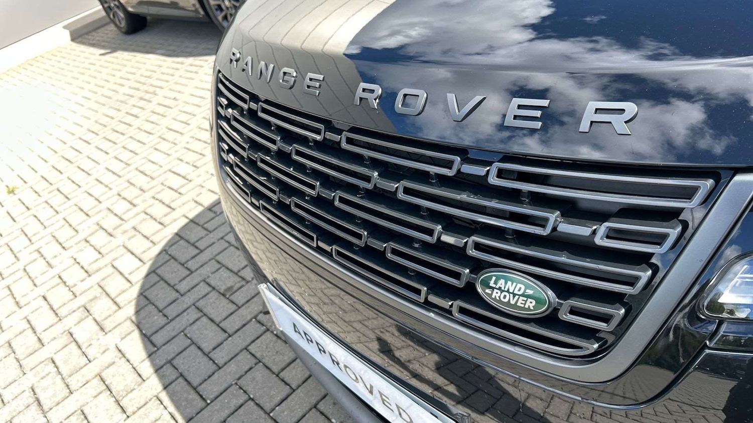 Used Land Rover Range Rover Velar 2025 for sale - 76460406: Photo 29