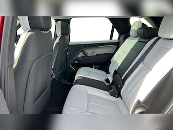 Used Land Rover Range Rover Sport 2024 for sale - 78247777: Photo