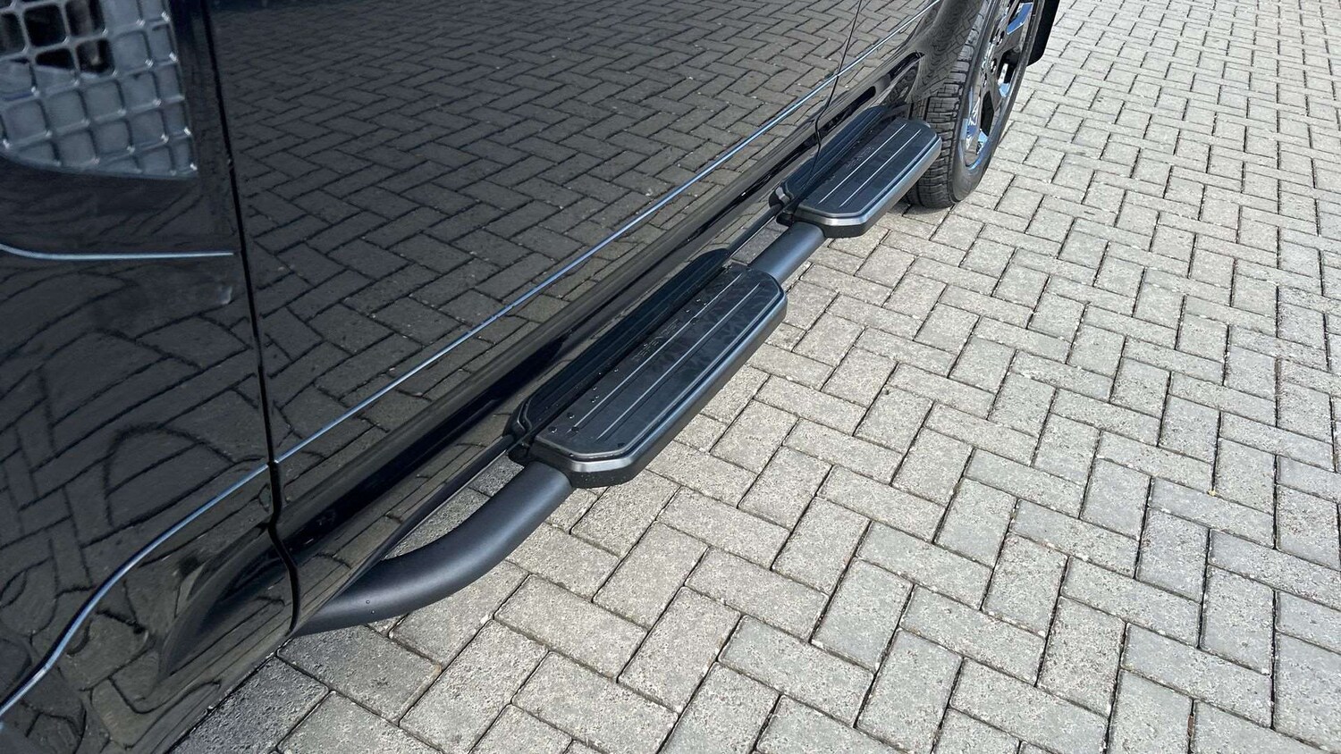 Used Land Rover Defender 2025 for sale - 77577379: Photo 31