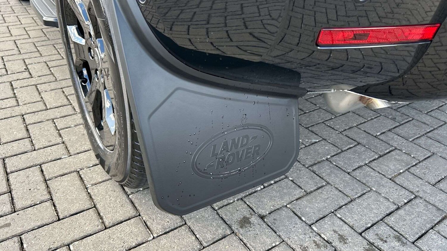 Used Land Rover Defender 2025 for sale - 77577379: Photo 32