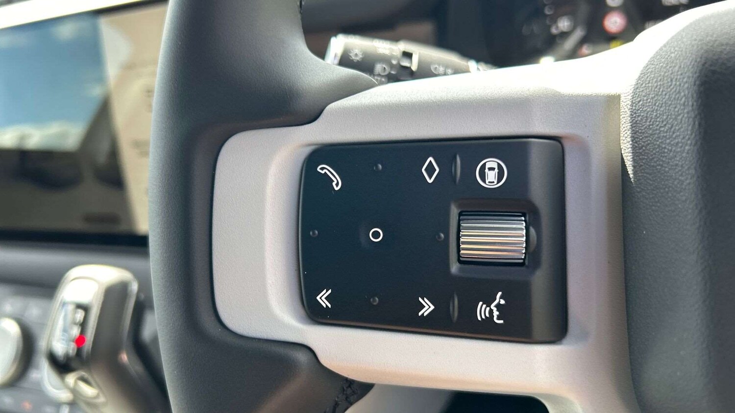 Used Land Rover Defender 2025 for sale - 77577379: Photo 35