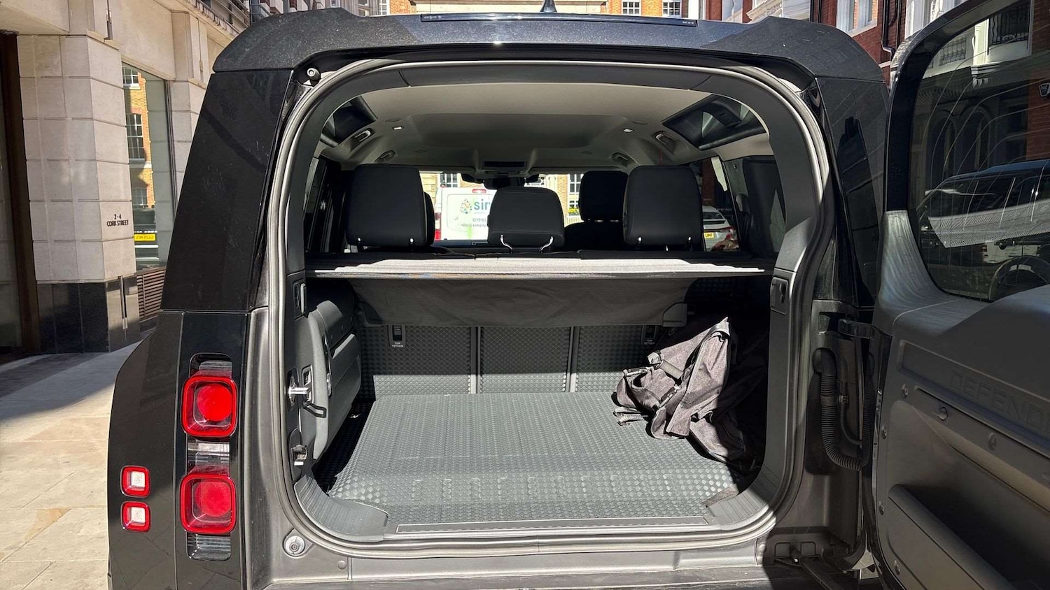 Used Land Rover Defender 2022 for sale - 77294126: Photo 10