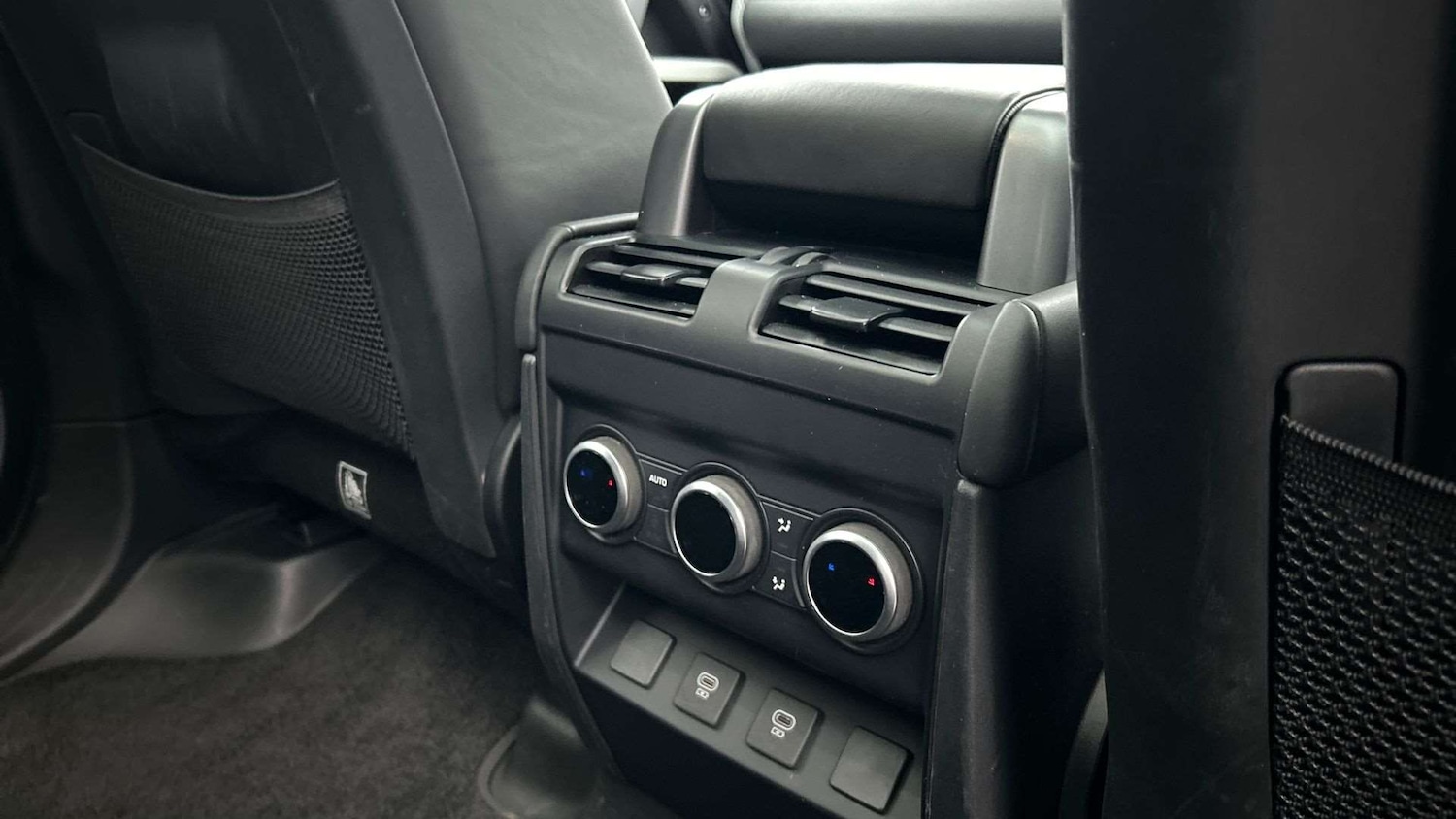 Used Land Rover Defender 2024 for sale - 77308508: Photo 18