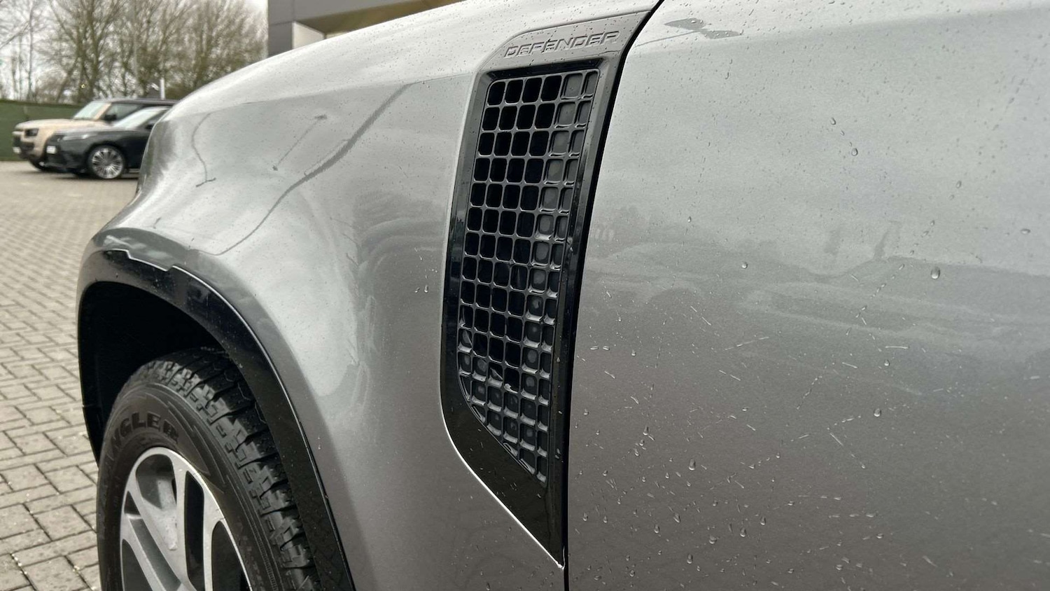 Used Land Rover Defender 2024 for sale - 77308508: Photo 20